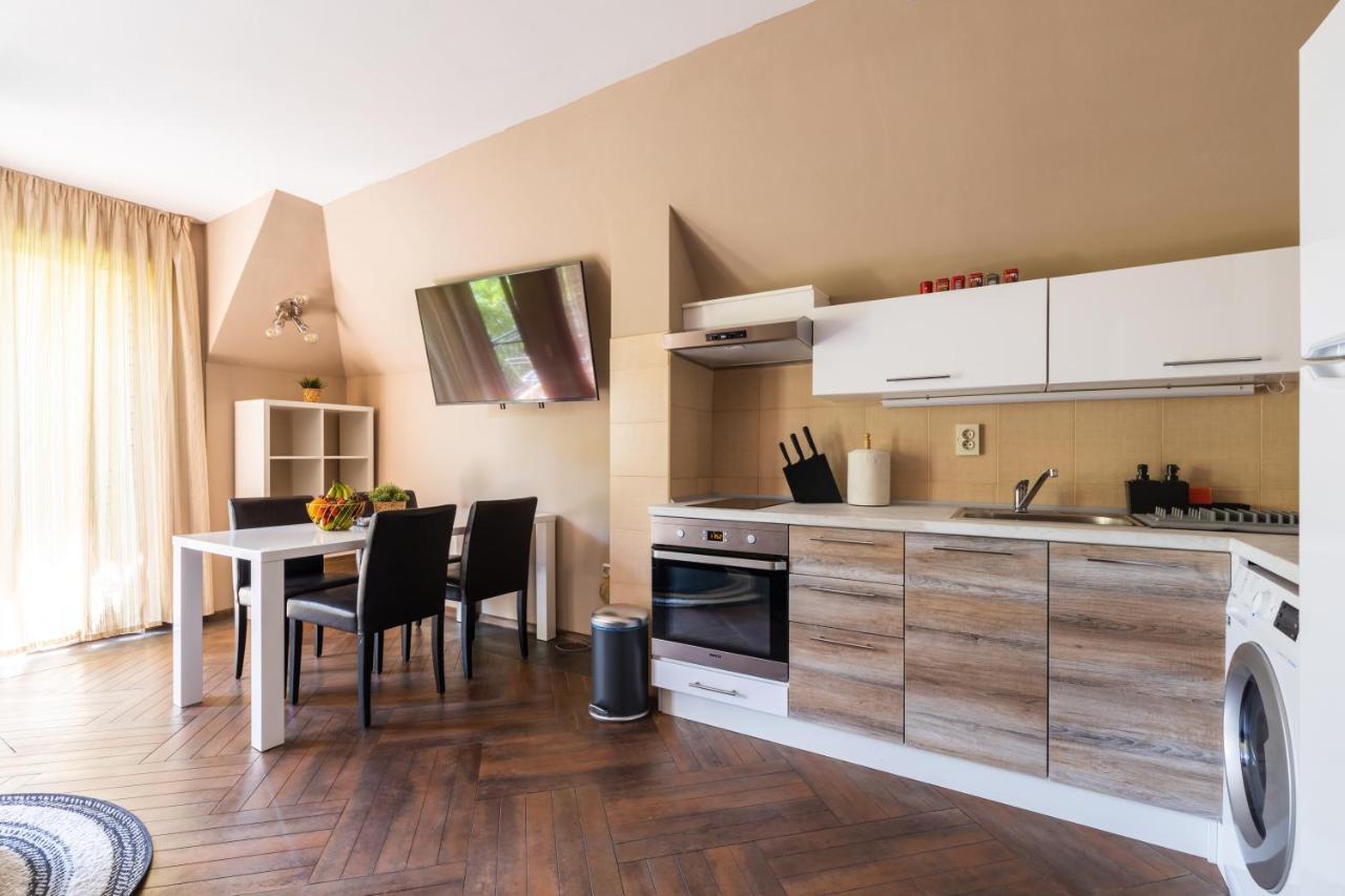 Quiet & Modern Maisonette Варна Экстерьер фото