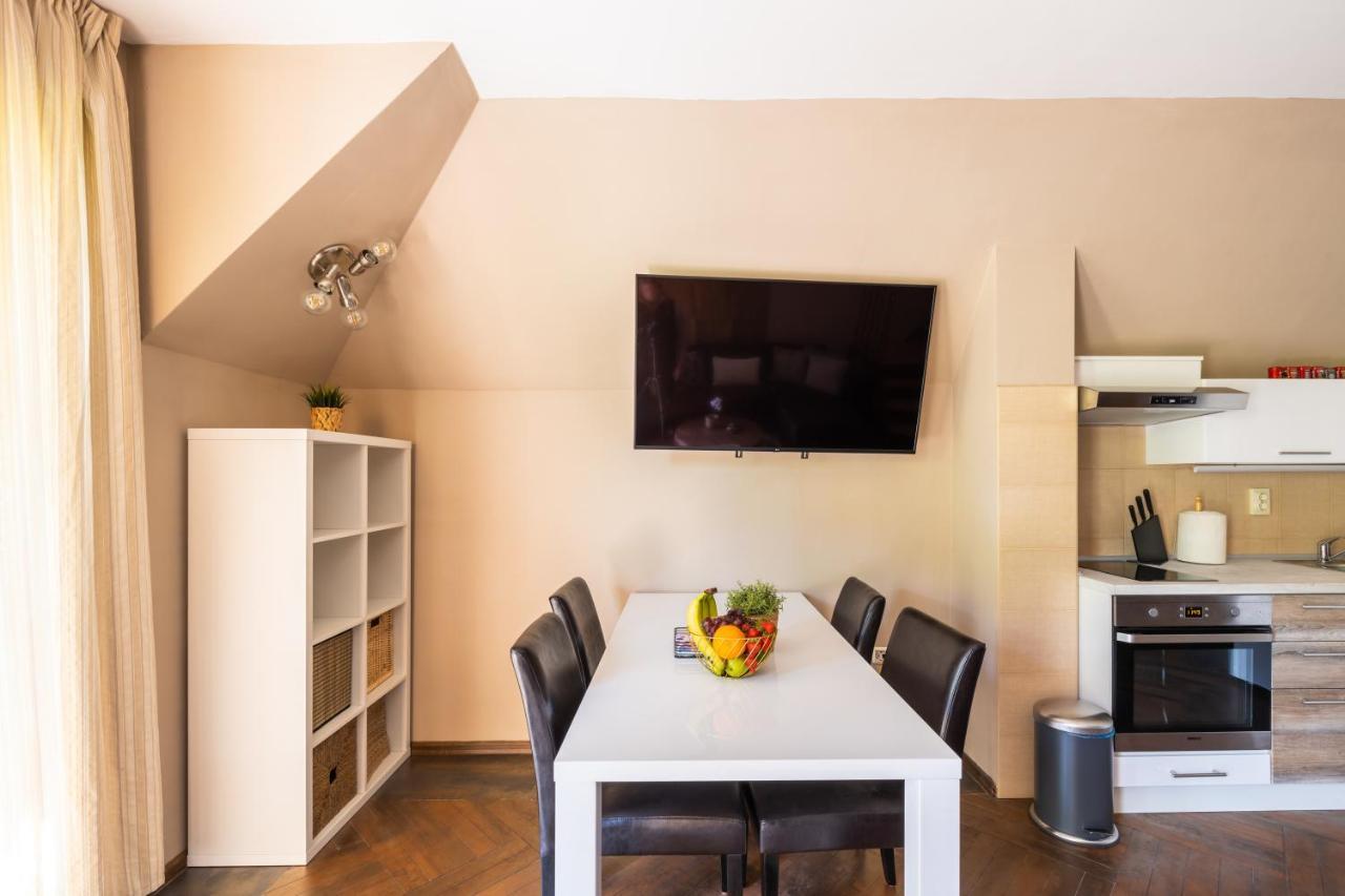 Quiet & Modern Maisonette Варна Экстерьер фото