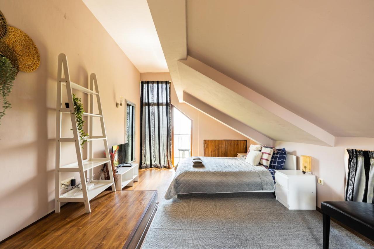 Quiet & Modern Maisonette Варна Экстерьер фото